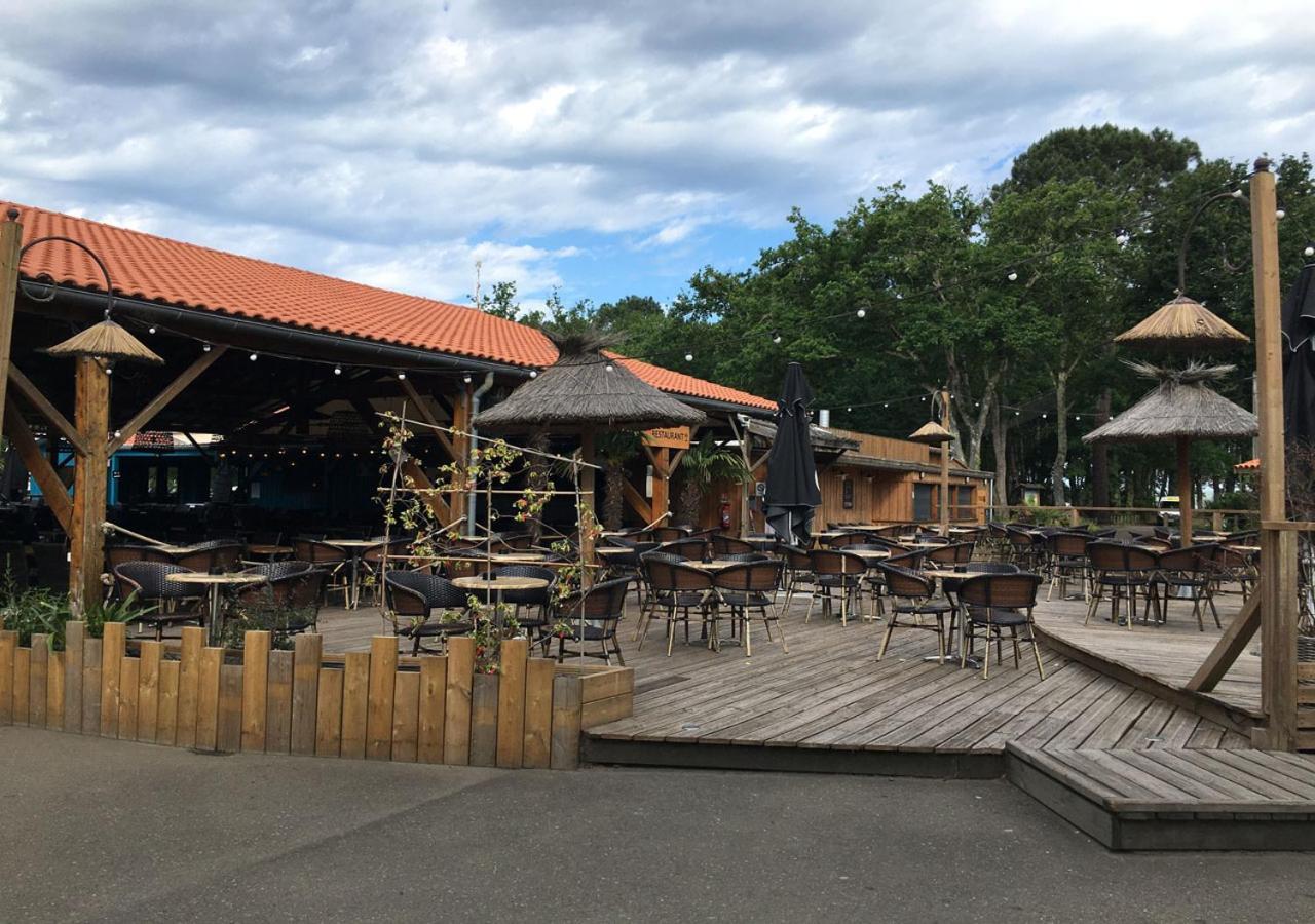 Charmant Dans Camping 5 Etoiles-Lac Biscarrosse Exterior foto